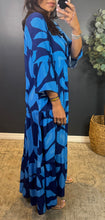 LUCY BLUE PRINTED MAXI DRESS