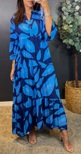 LUCY BLUE PRINTED MAXI DRESS