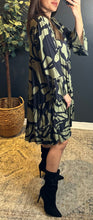 AMY (GREEN/BLACK PRINT)