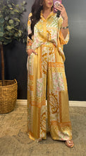 ELYSE - PRINTED PAISLEY TOP & PANT SET