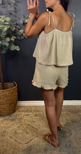 JOAN SCALLOPED EDGE SHORTS