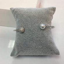 LORENA - Dainty CZ Cuff