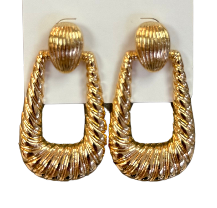 GOLD STATEMENT EARRINGS