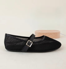 ALEAH MESH FLATS