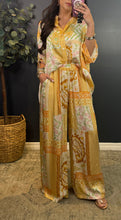 ELYSE - PRINTED PAISLEY TOP & PANT SET