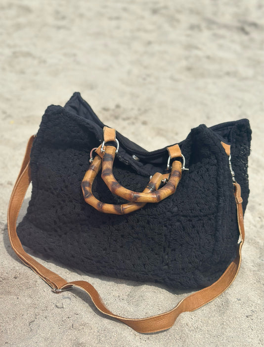WOVEN BAMBOO HANDLE BAG