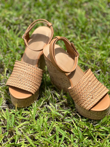 SIENNA - BRAIDED WEDGES