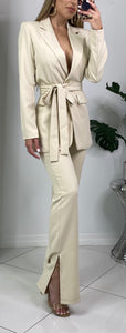 AMELIA BLAZER