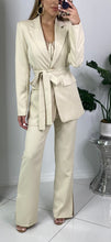 AMELIA BLAZER