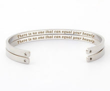 STAINLESS BANGLE SET